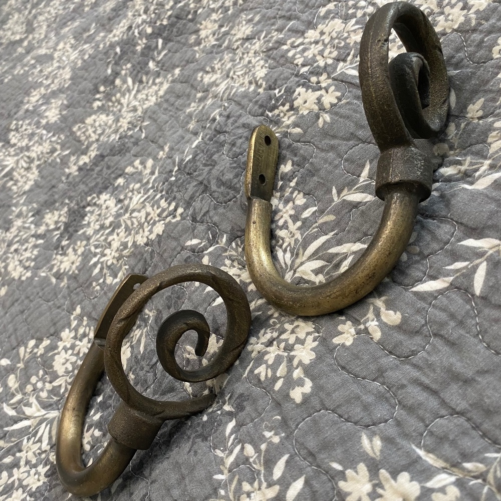 Umbra Drapery Holdbacks - Set 2 pieces